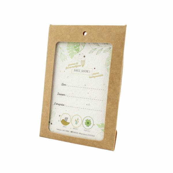 Porte-badge en carton avec badge papier ensemencé pour des événéments écologiques et zéro déchet, parfait pour de l'eco branding et objet publicitaire tendance