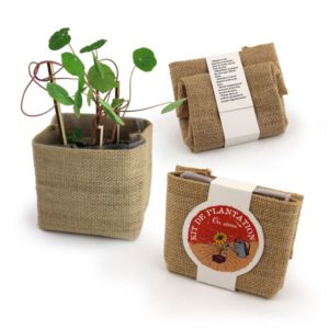 Photo du Kit Pocket Coco Jute, lauréat de l'objet média, parfait pour toute campagne publicitaire personnalisable avec goodies écologiques.